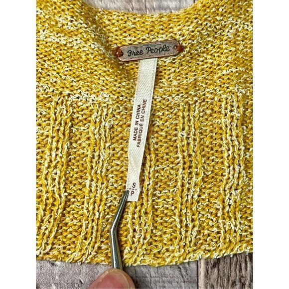 Free People Bombshell Cropped Knitted Sleeveless Top Mustard Yellow sz Small - Picture 7 of 10
